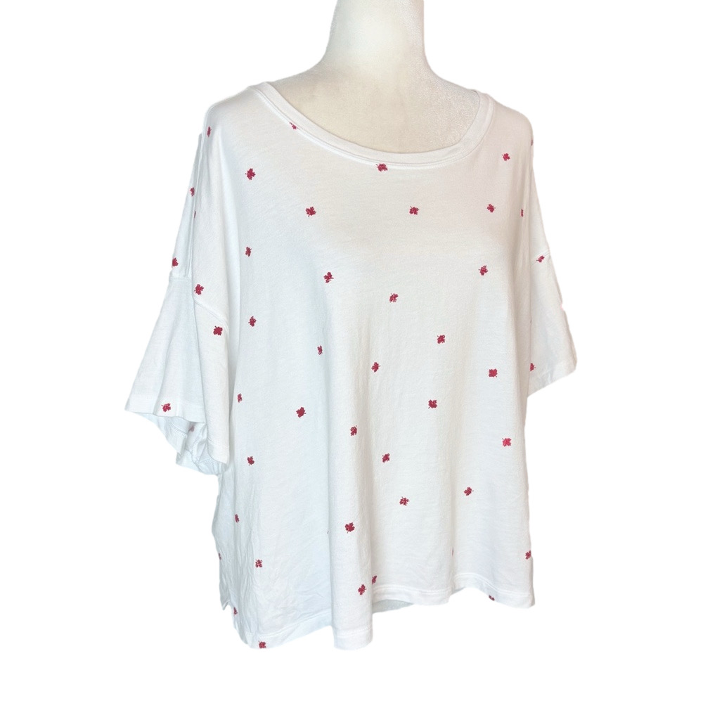Old Navy white maple leaf t-shirt